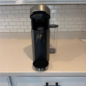 Nespresso vertuo plus coffee and espresso machine by De’Longhi